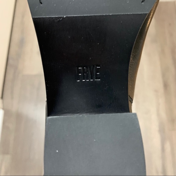 BRAND NEW IN BOX FRYE BOOTS - Picture 10 of 10